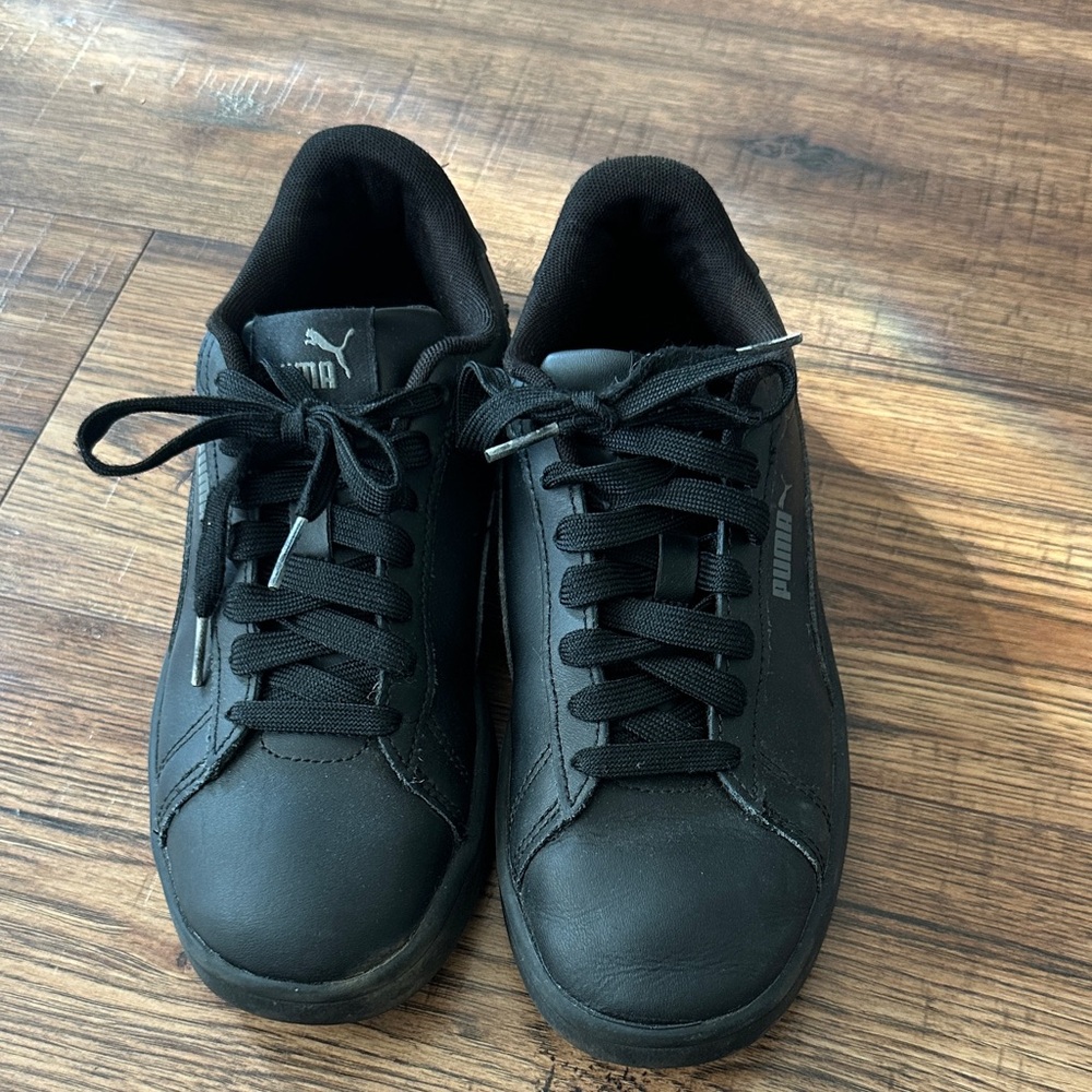 Puma Men's Classic Black Sneakers